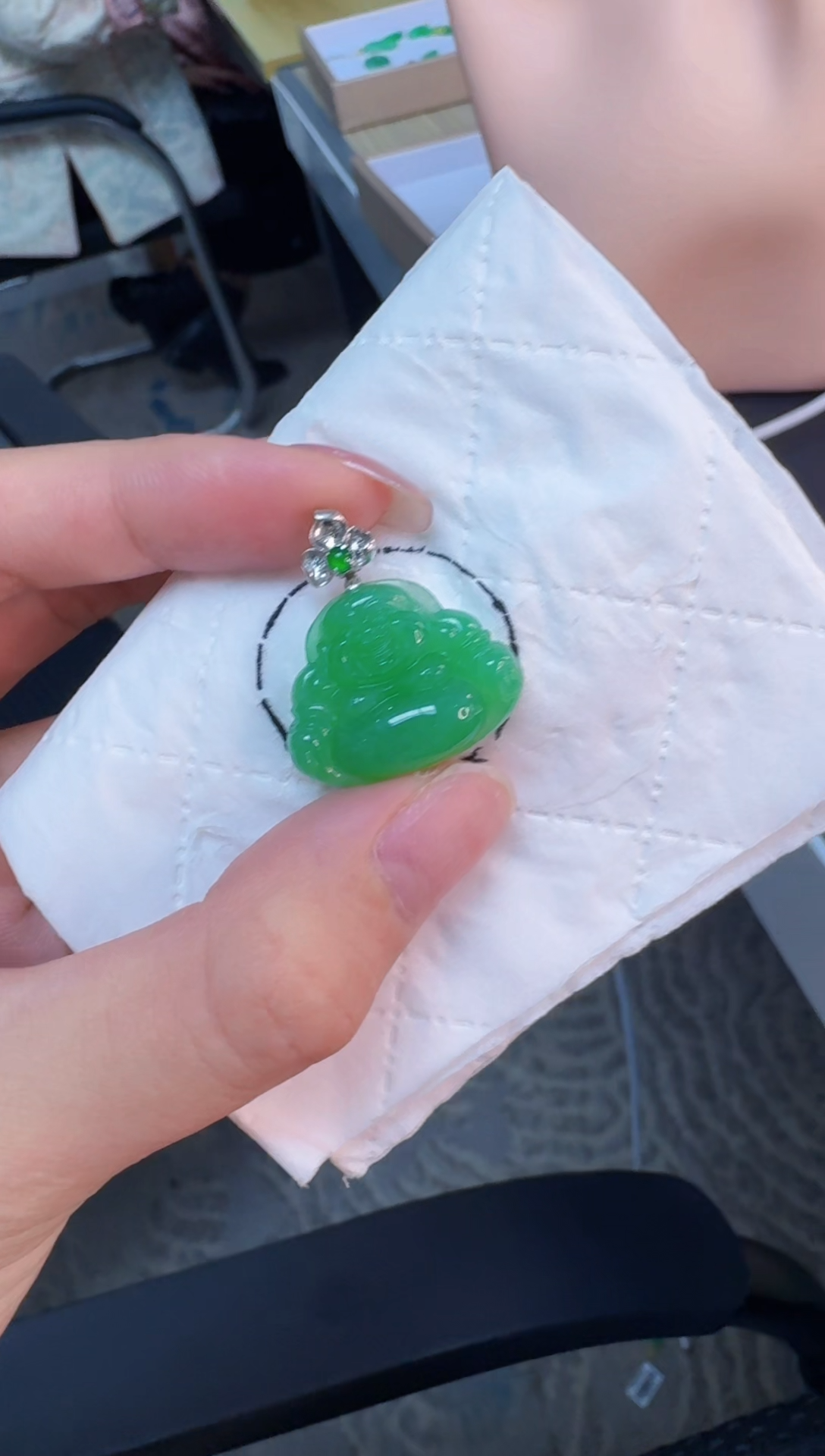 【闪购商品】翡翠颈饰18K金镶嵌缅甸翡翠A货吊坠