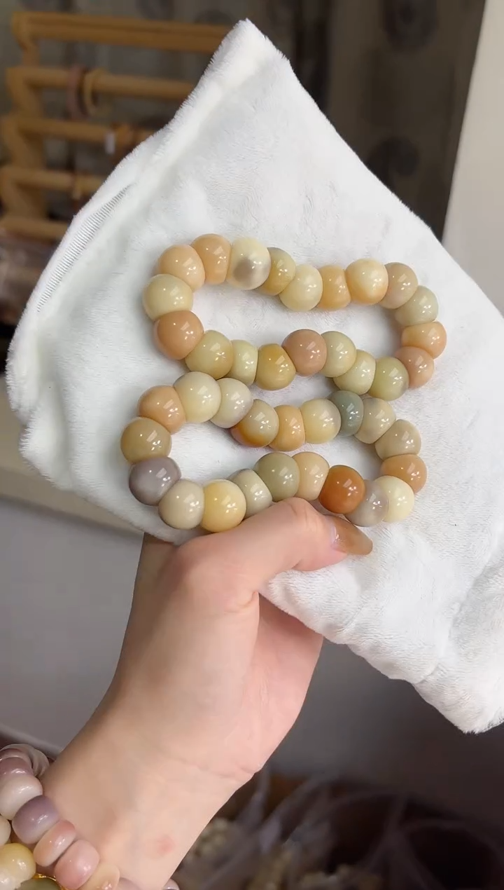 手串菩提根/象牙果沐a65桂花甜糕蒜瓣大肠13mm手串随机