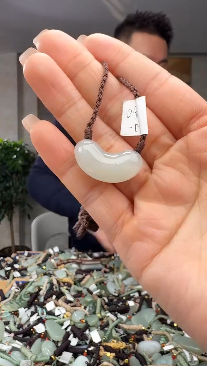 颈饰未镶嵌和田玉拍一发一多样性发货