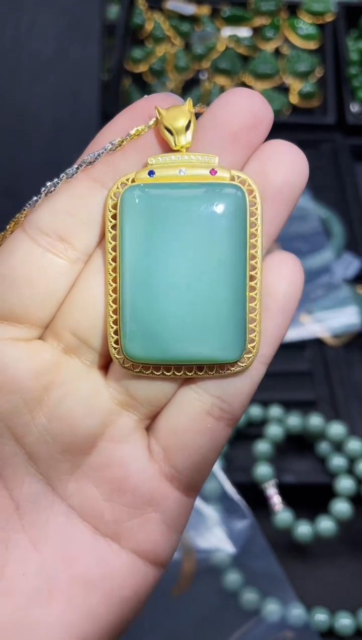 【闪购商品】和田玉吊坠18K金镶嵌36MM多样性发一