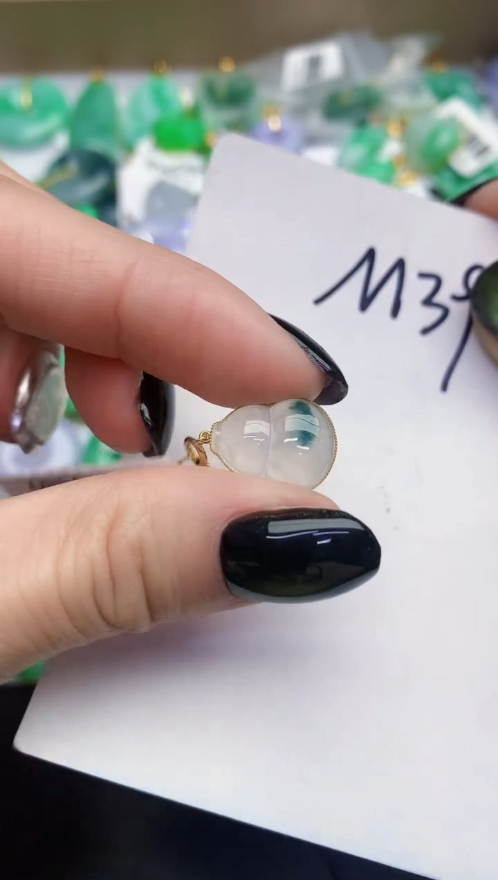 【闪购商品】翡翠颈饰18K金镶嵌0000000000