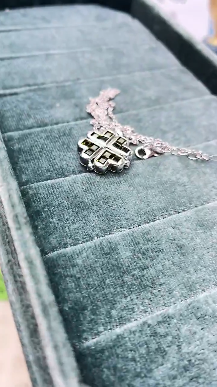 银S925镶嵌透辉石项链430ZB1122产品一个（多样性）