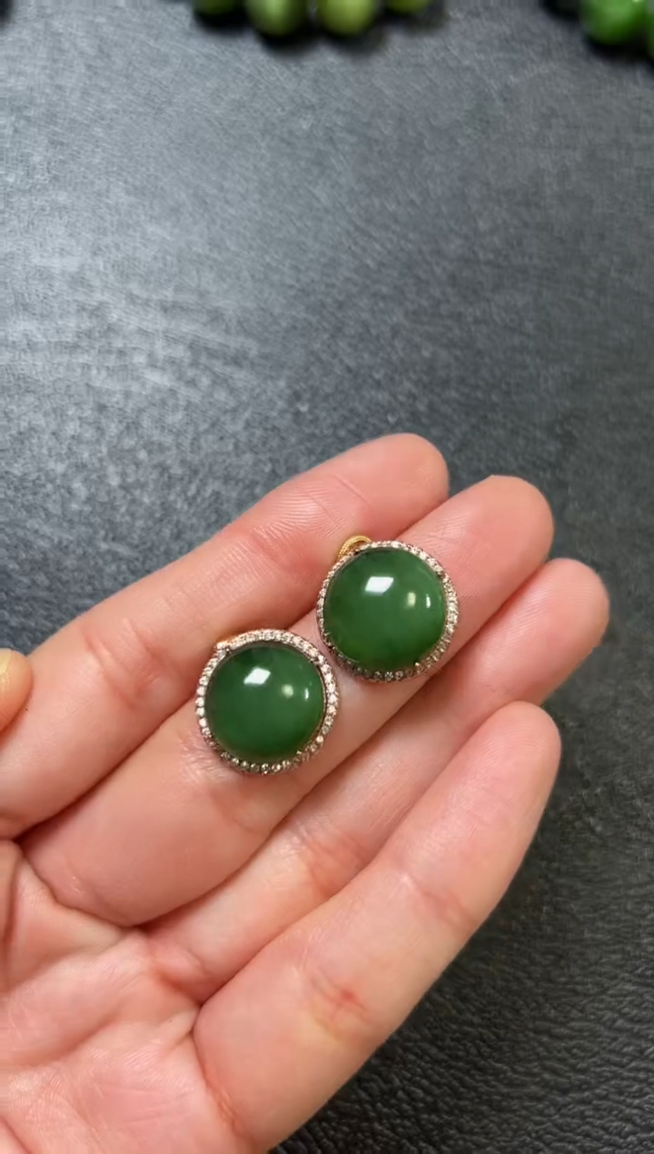 【闪购商品】和田玉（碧玉）耳钉银S925镶嵌碧玉