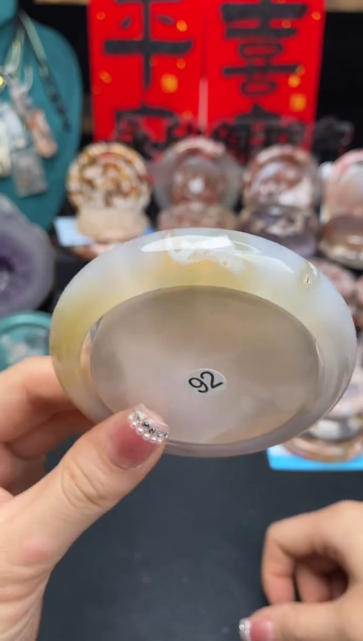 【闪购商品】石英质玉手镯（圆镯）未镶嵌56