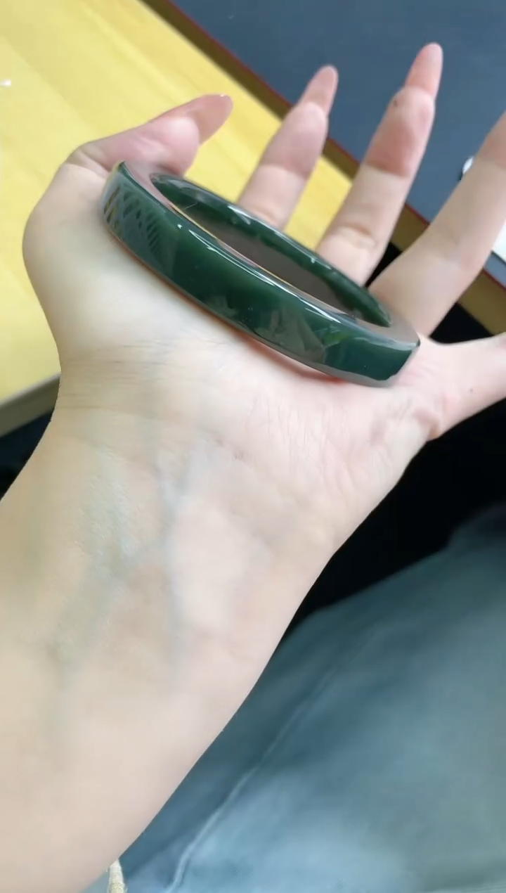 【闪购商品】石英质玉手镯未镶嵌357/58.4