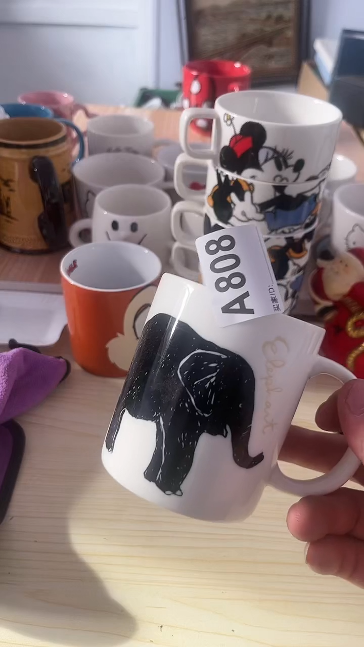 其他陶是****吖陶瓷水杯一物一闪