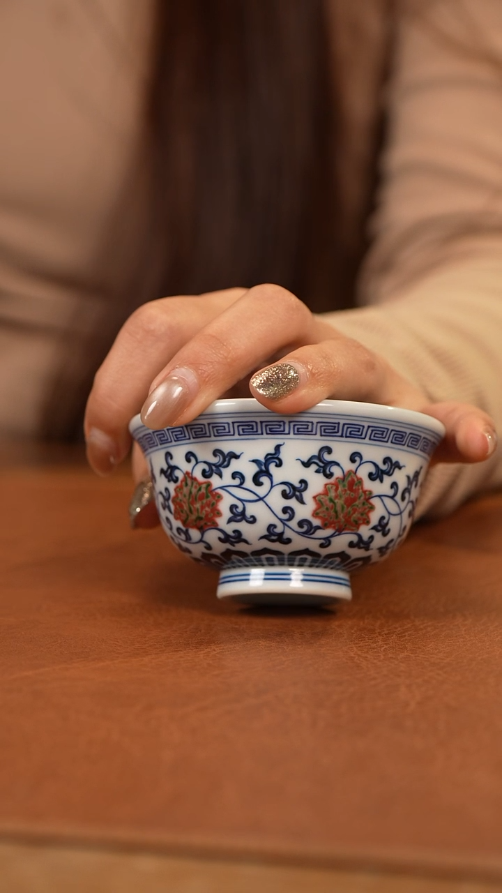 【闪购商品】杯和然窑釉里红缠枝莲小压手