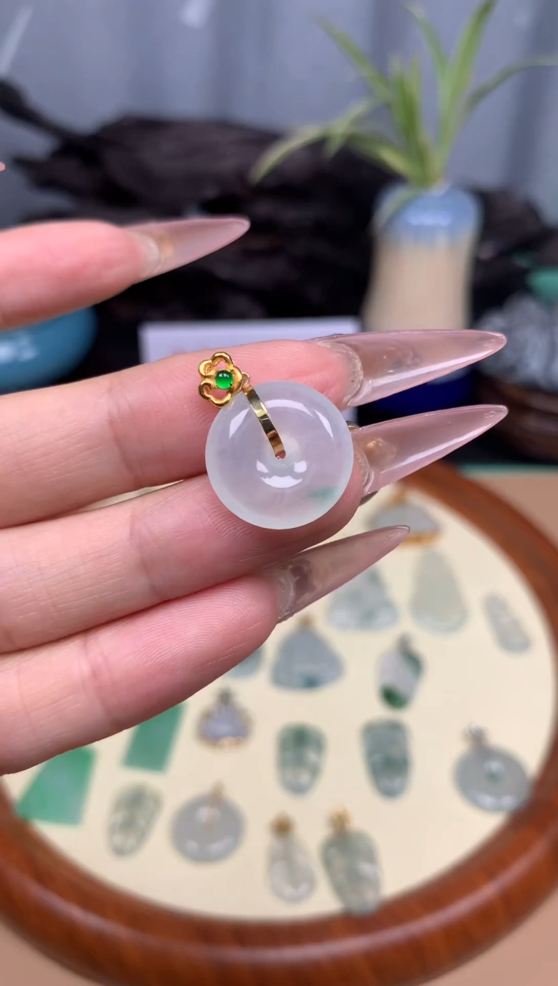 翡翠18K金镶嵌吊坠(不含链)平安扣