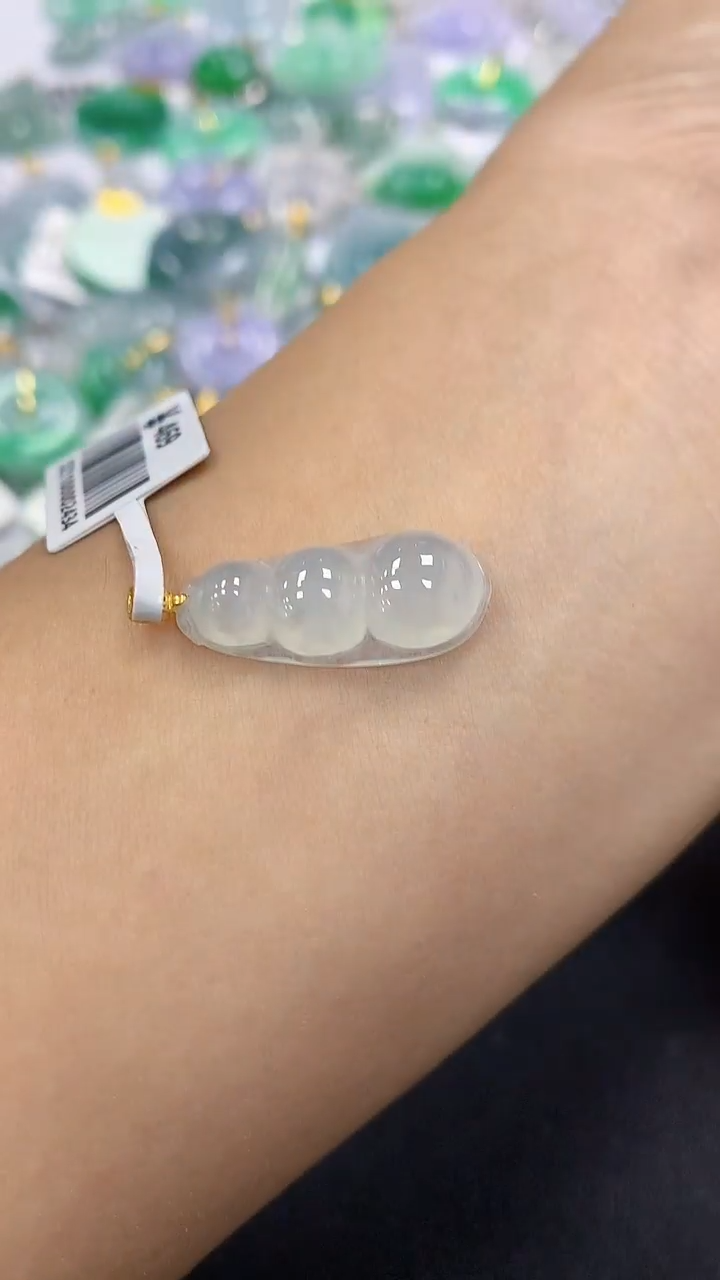 颈饰18K金镶嵌翡翠a货假一赔三支持复检百元上9元证书费自理