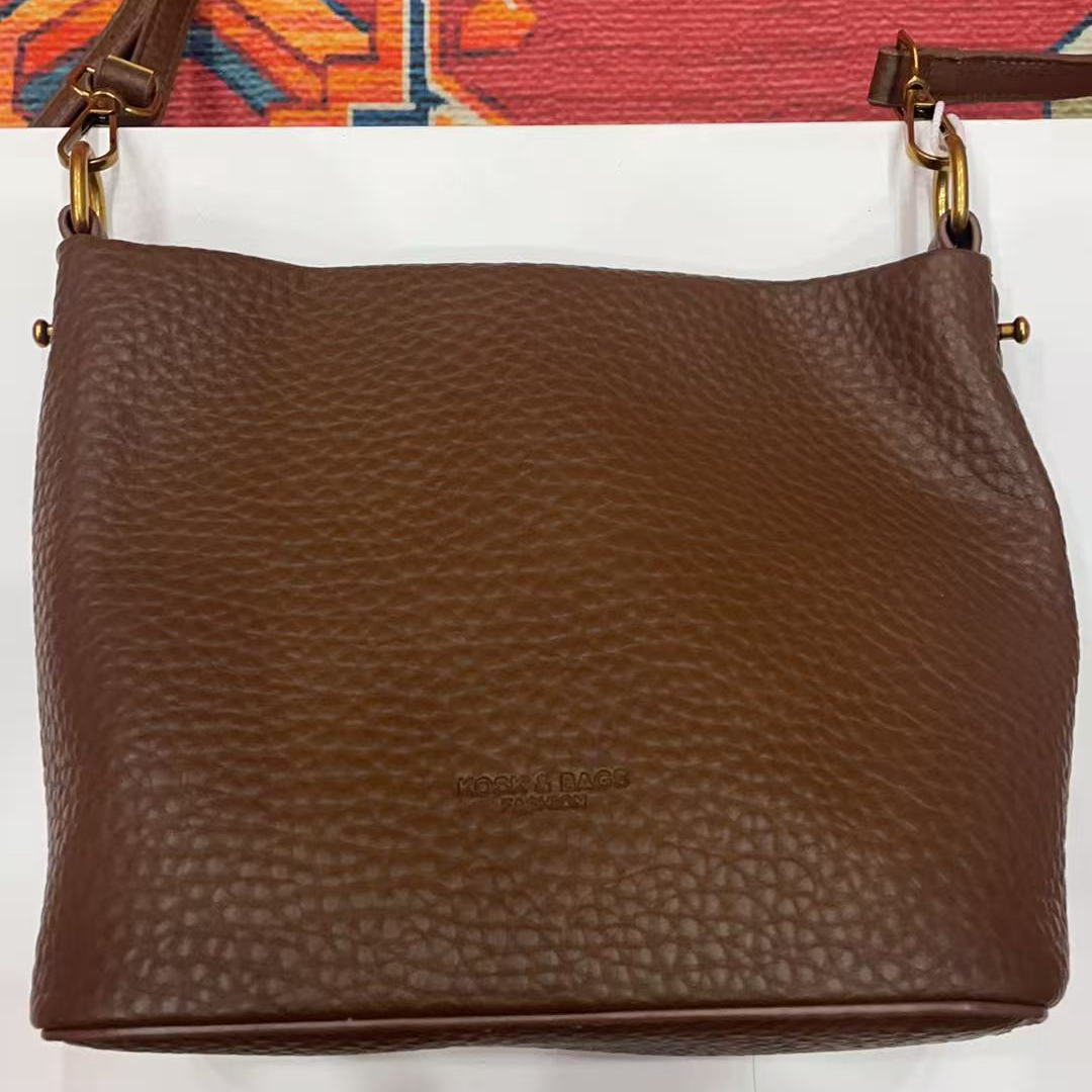 棕色时尚百搭单肩包