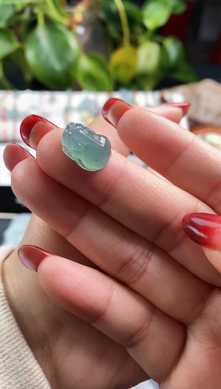 【闪购商品】翡翠裸石翡翠貔貅