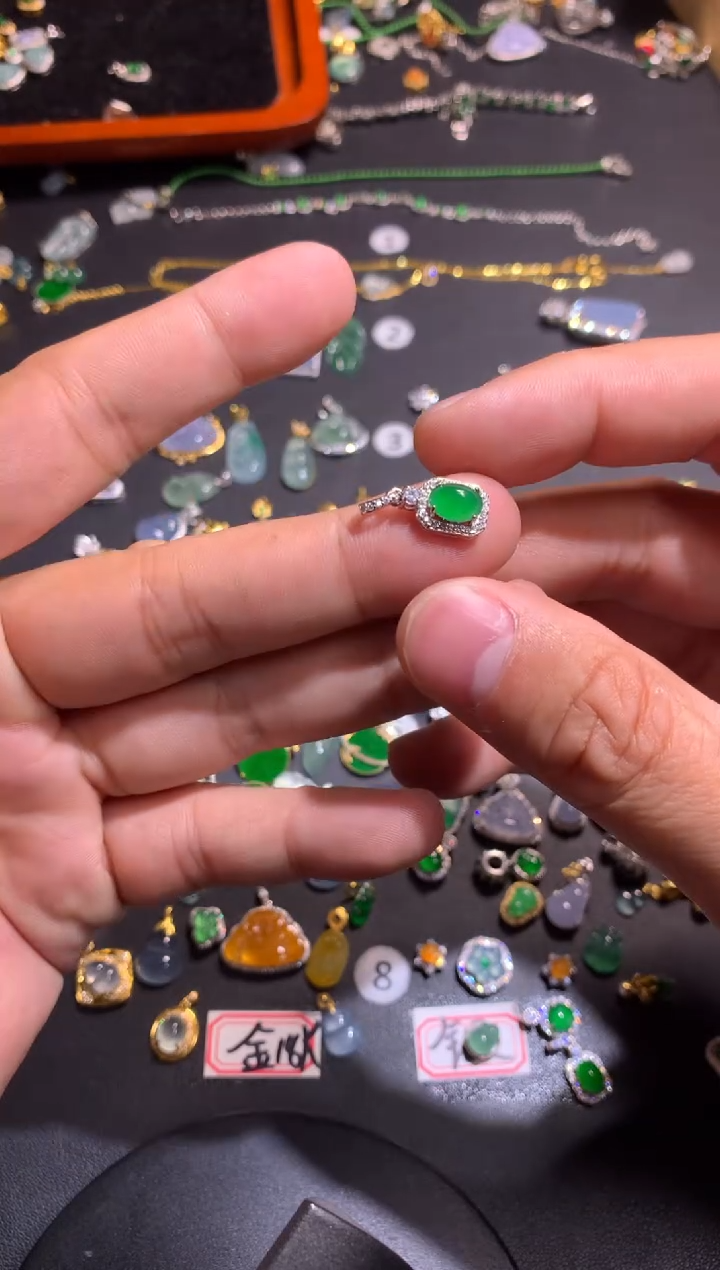 【闪购商品】翡翠吊坠(不含链)银S925镶嵌1