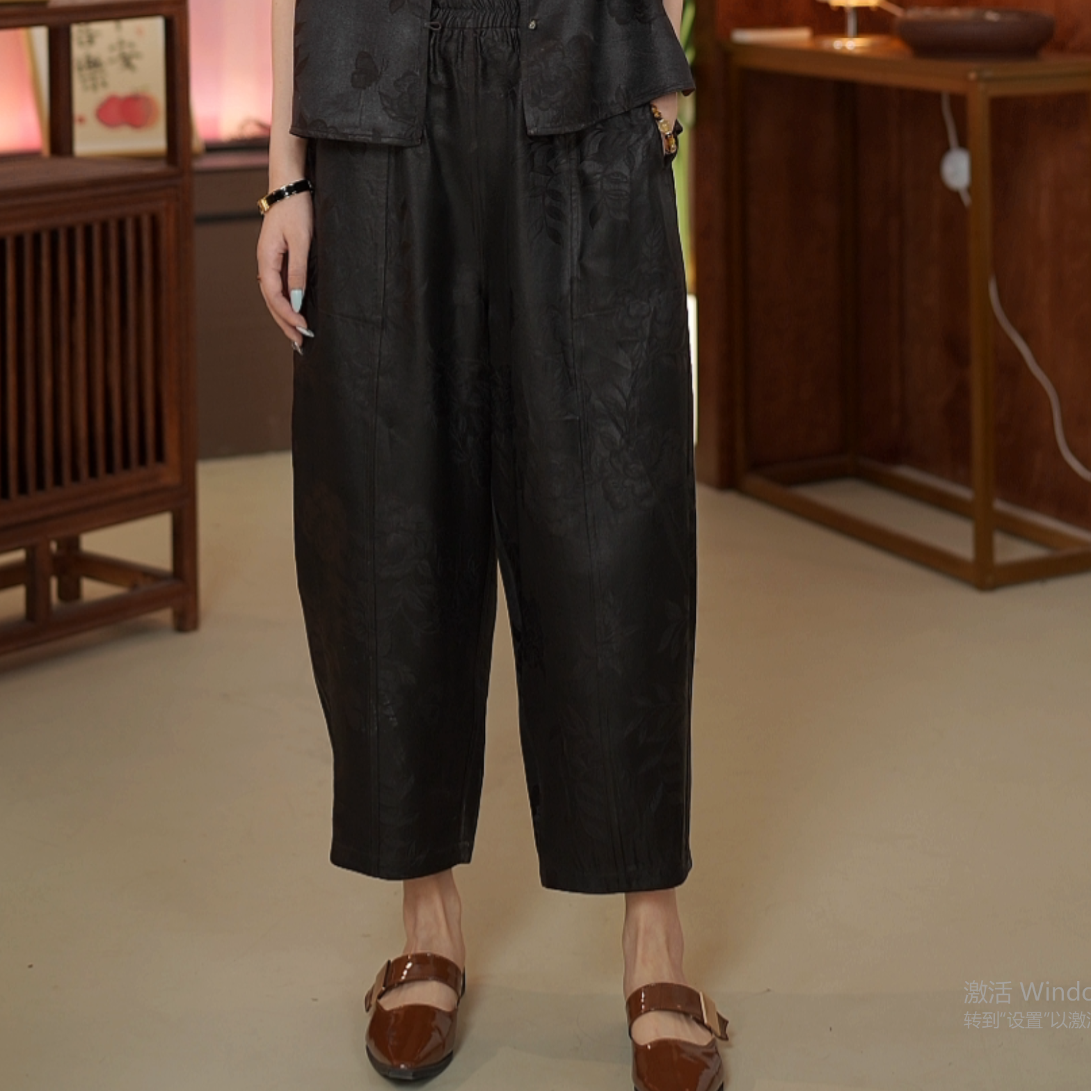 莹 新中式国风 70姆米油锻香云纱 839268休闲复古花苞裤 L 85 23