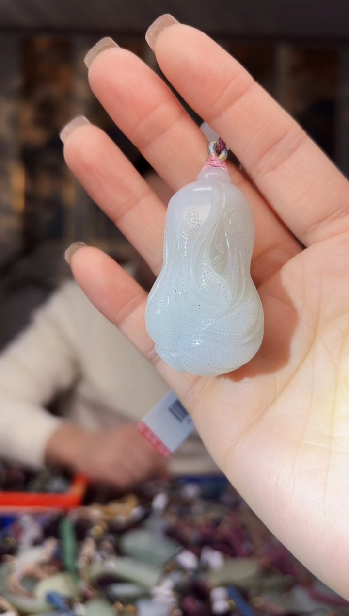 【闪购商品】和田玉挂件未镶嵌拍一发一