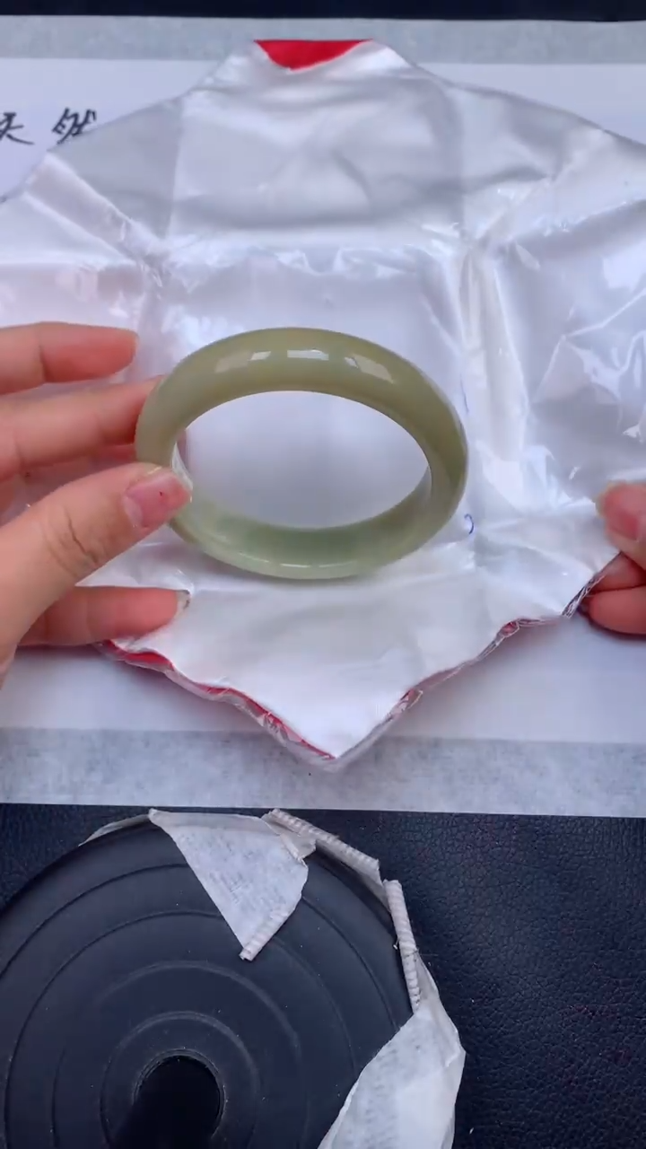 【闪购商品】翡翠手镯未镶嵌天然缅甸A货翡翠手镯