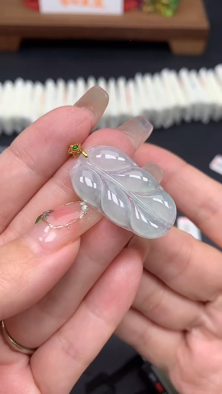 【闪购商品】翡翠吊坠(不含链)18K金镶嵌MS160340
