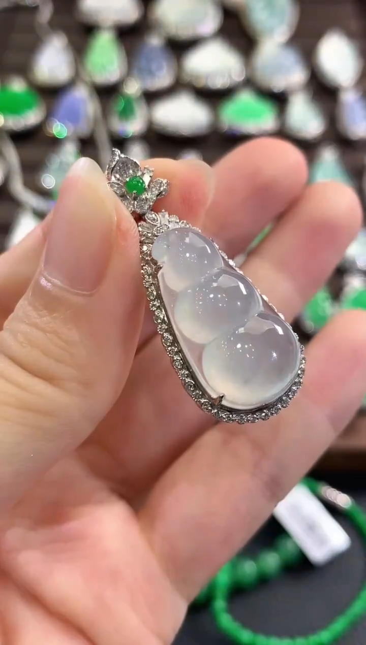 吊坠(不含链)18K金镶嵌翡翠b112