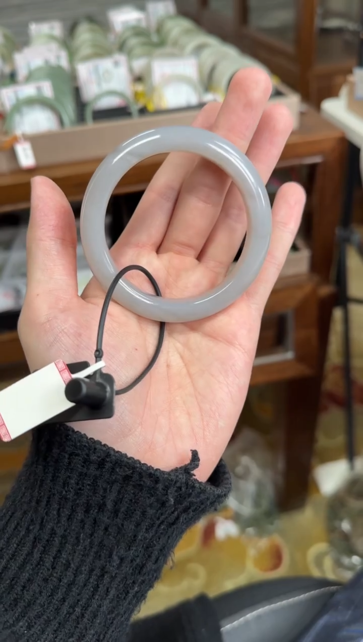 未镶嵌手镯和田玉56