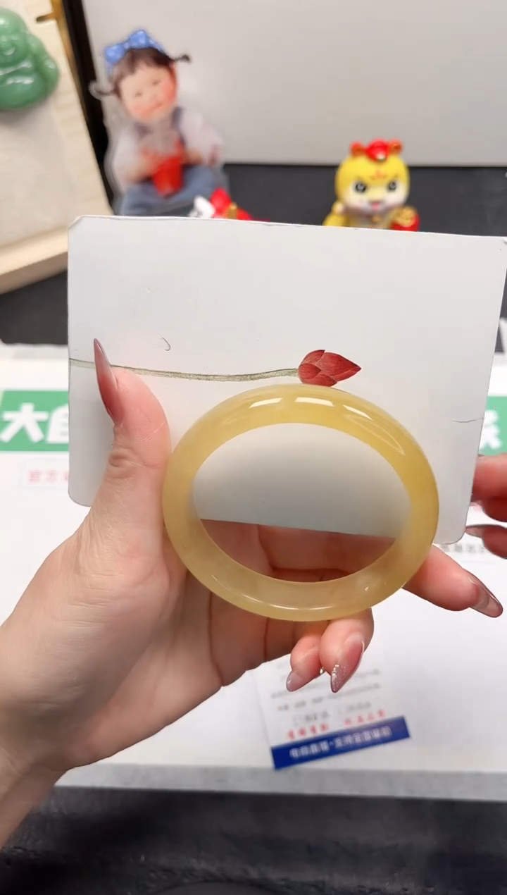 【闪购商品】石英质玉手镯未镶嵌249-59.3