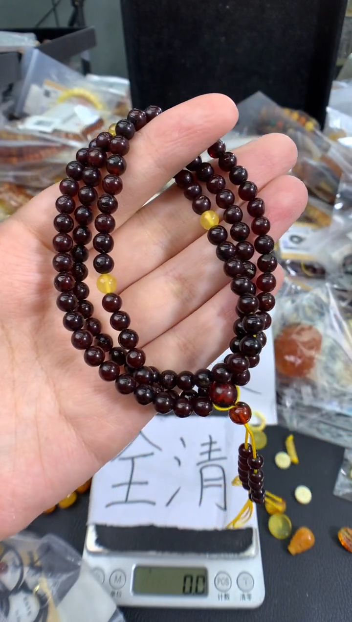 琥珀未镶嵌珠宝奇石1