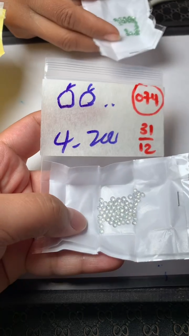 未镶嵌定制翡翠?**?缅甸天然翡翠A货74