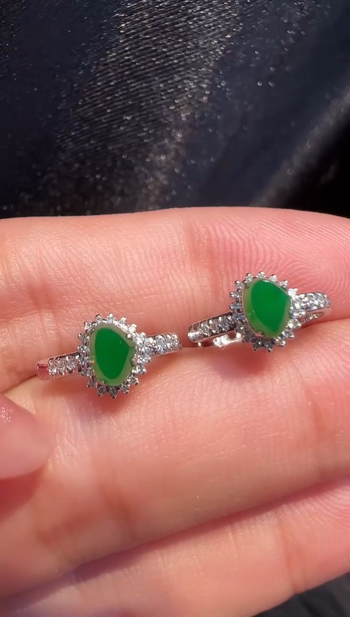 18K金镶嵌翡翠耳饰AL6耳包