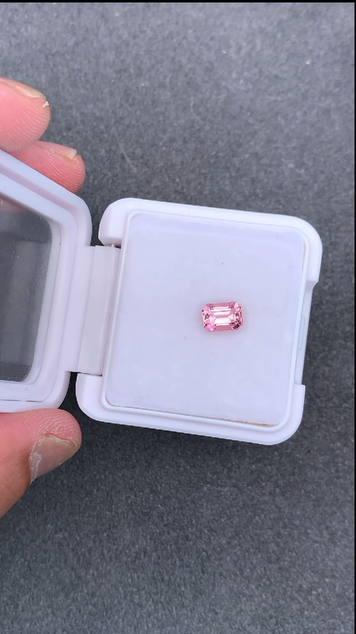 【闪购商品】碧玺裸石未镶嵌1.06克拉