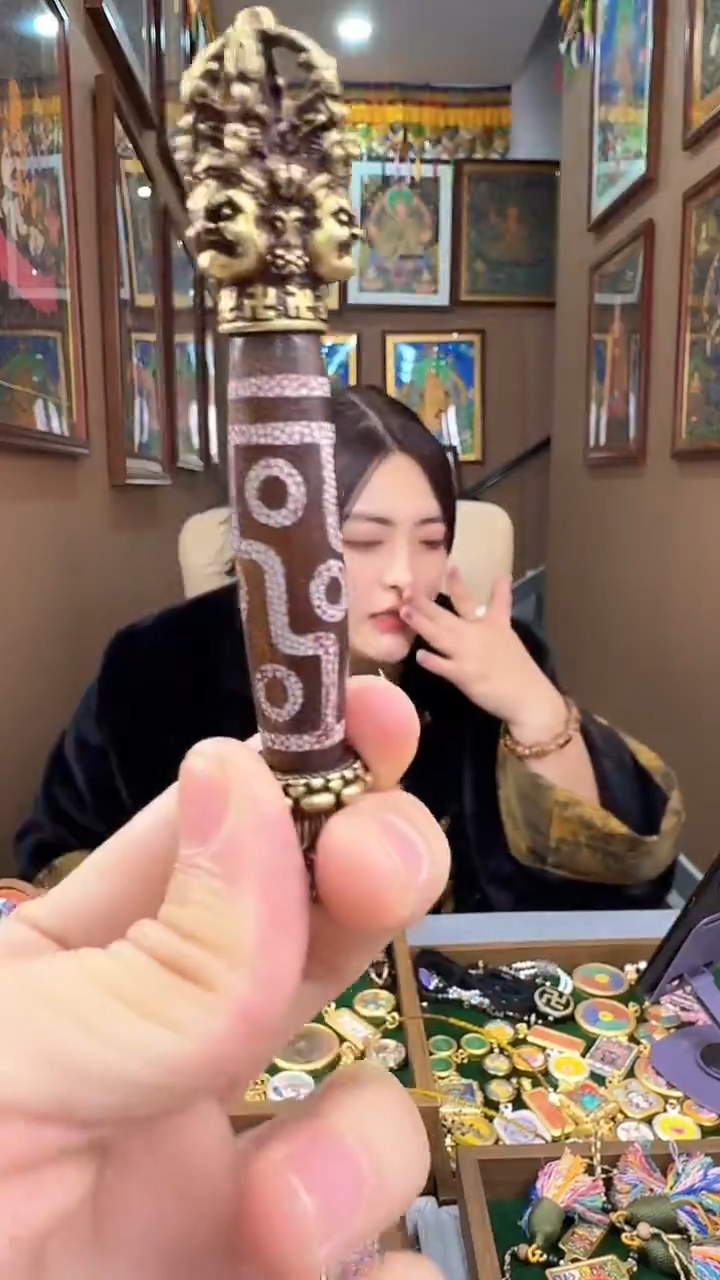 吊坠黑财神天珠-热贡纯手绘唐卡