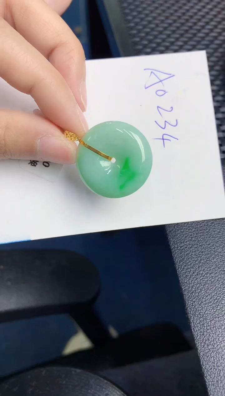 【闪购商品】翡翠颈饰18K金镶嵌000000000