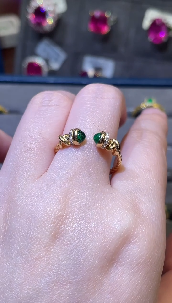 【闪购商品】祖母绿戒指18K金镶嵌0.42ct