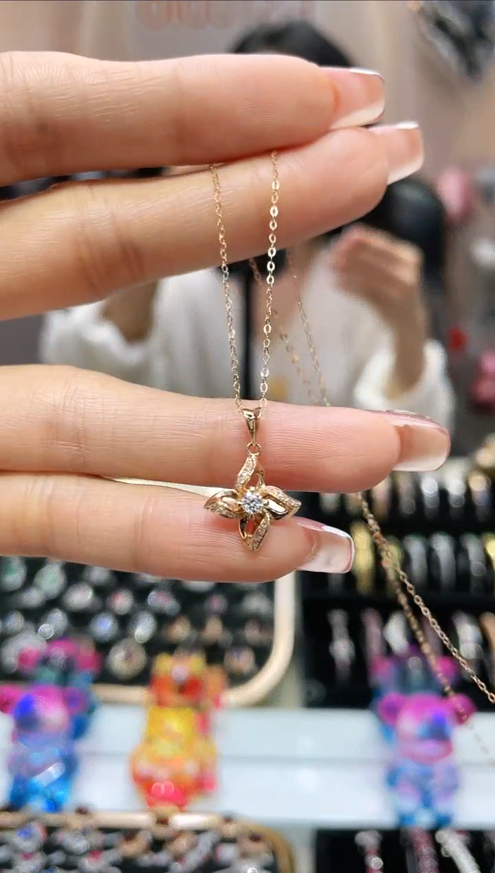 【闪购商品】钻石项链18K金镶嵌·