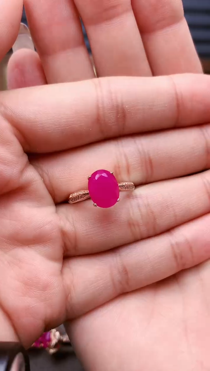 【闪购商品】红宝石戒指银S925镶嵌........