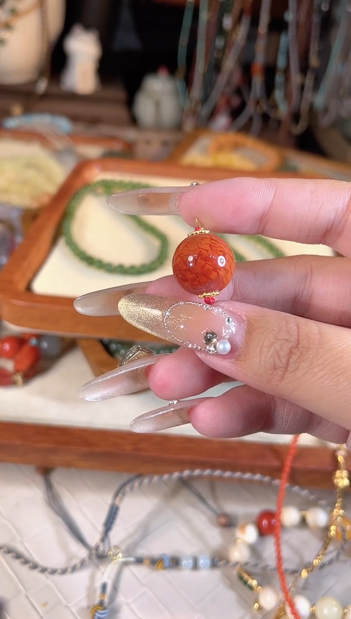 【闪购商品】南红玛瑙吊坠(不含链)银S925镶嵌多样性发货其一