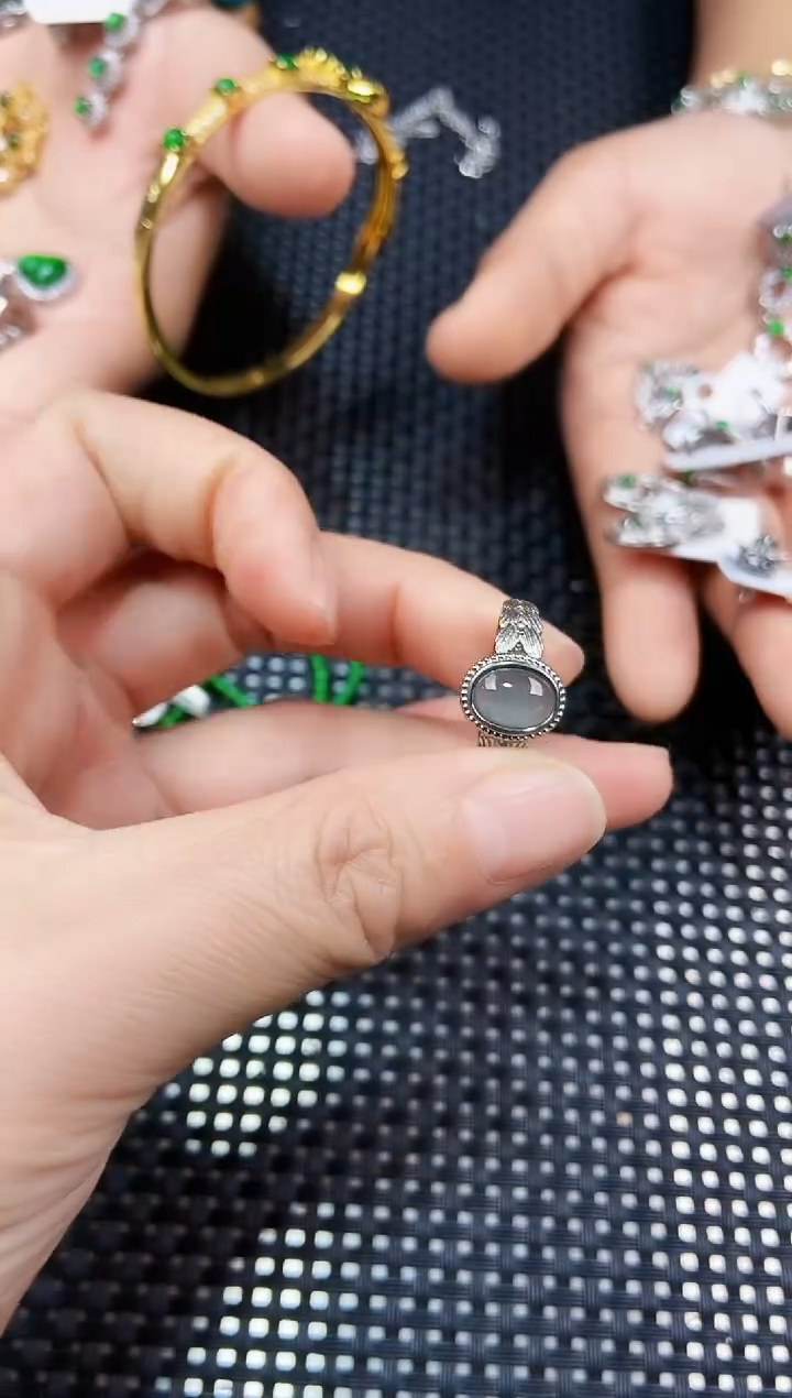 【闪购商品】翡翠戒指未镶嵌111111111