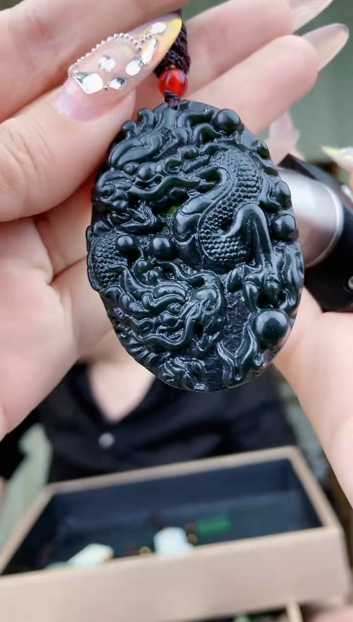 【闪购商品】和田玉挂件未镶嵌拍一发一，多样性发货！