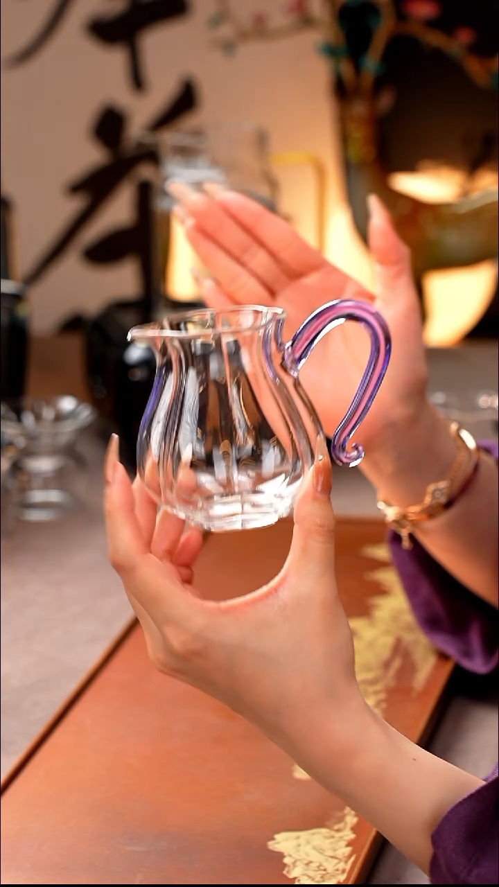 暗香疏影/蔓菱匀杯/浅紫