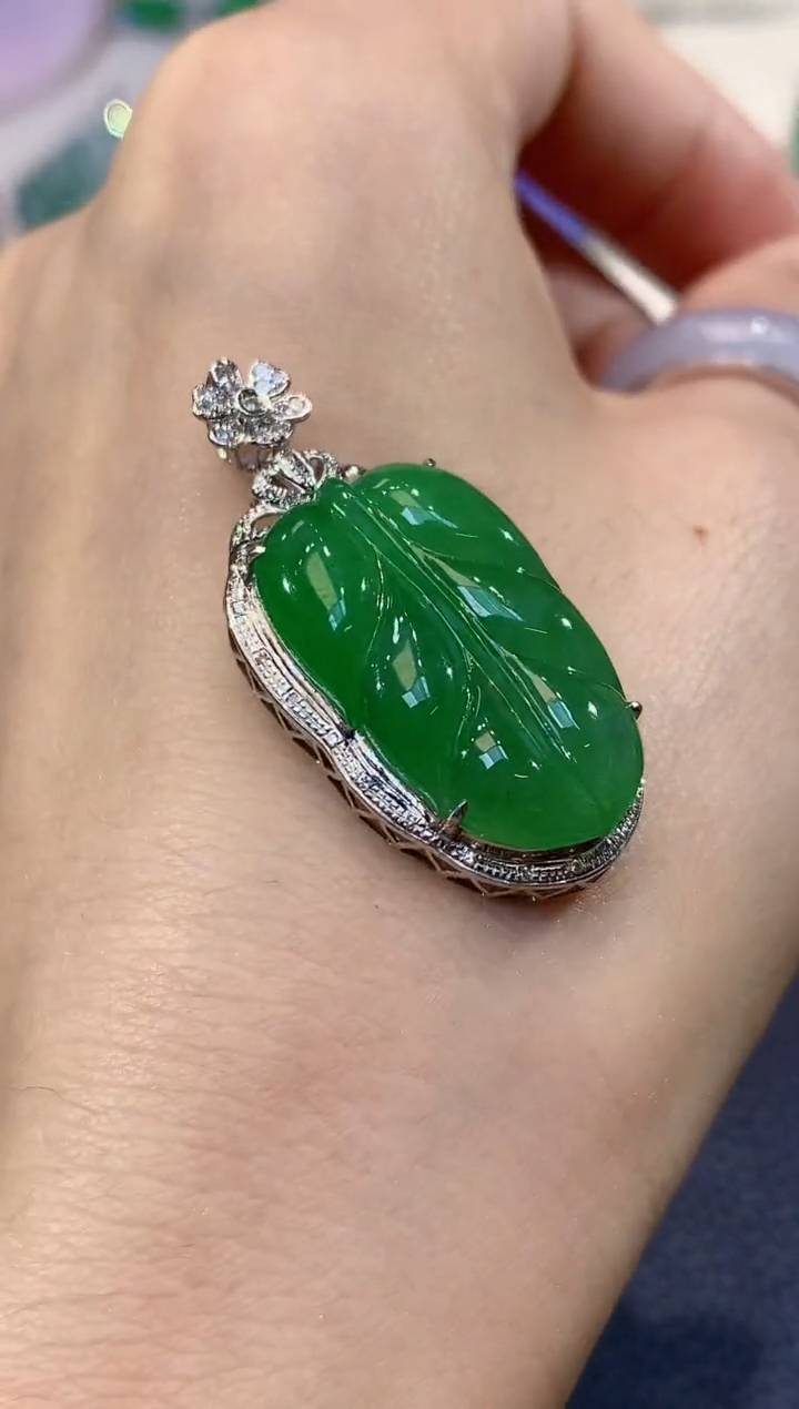 吊坠(不含链)18K金镶嵌翡翠A9