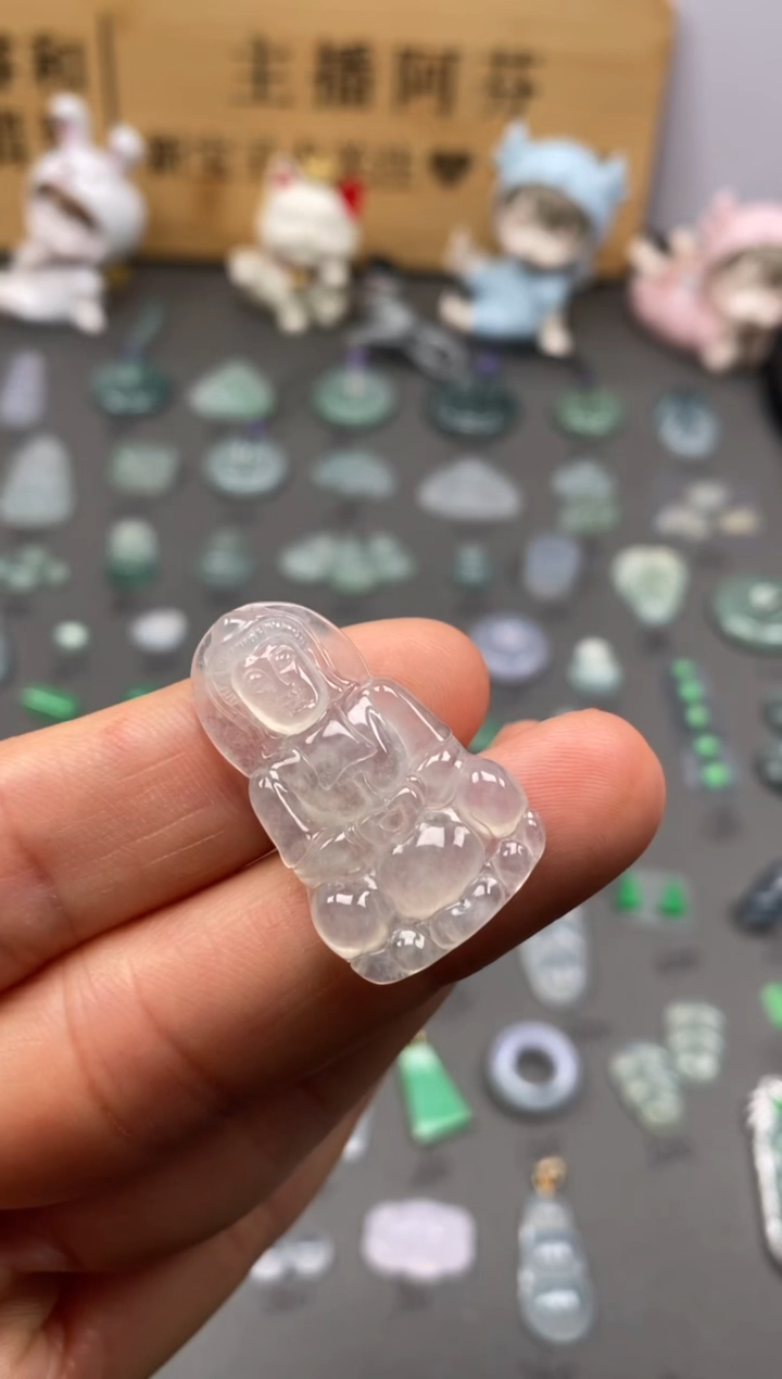 【闪购商品】翡翠颈饰未镶嵌观音/芬