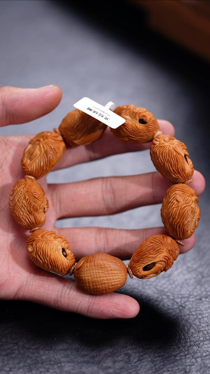 【闪购商品】橄榄核吊坠更厉害