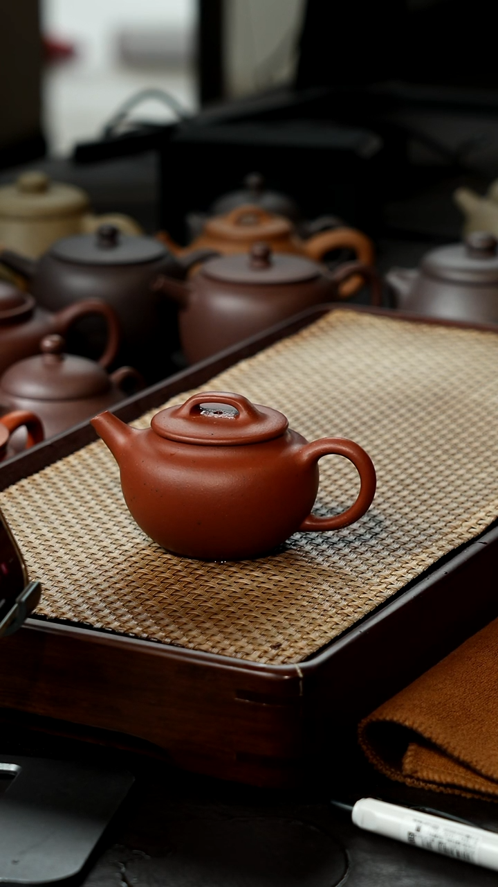 【闪购商品】紫砂茶壶老红泥明瓦110cc