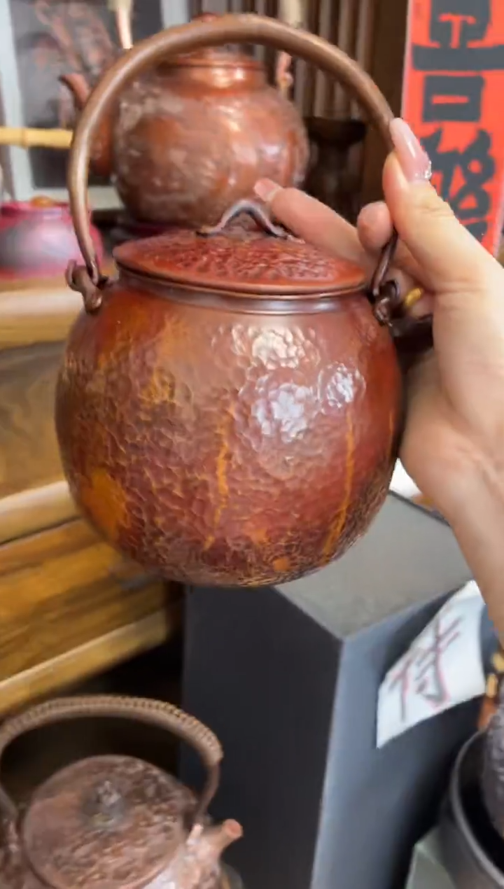 仙***猫火烧红提梁龙蛋壶   