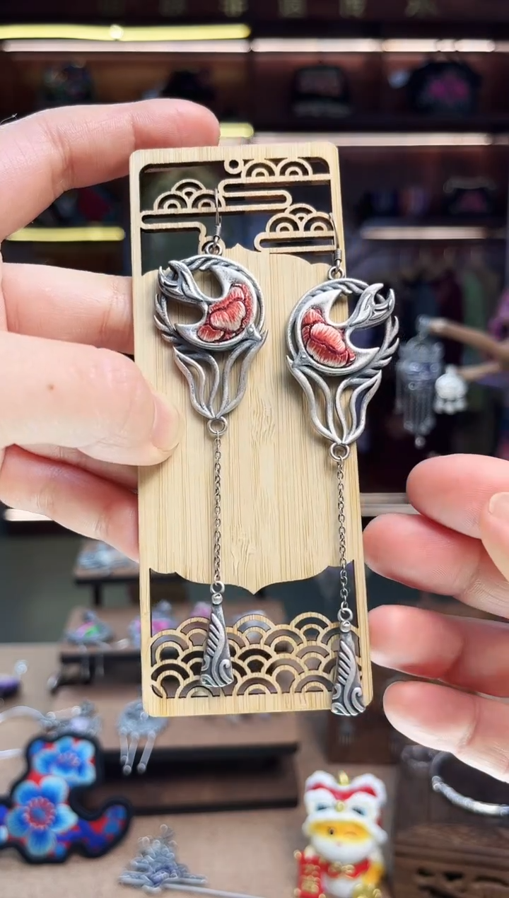 【闪购商品】织绣1800黔东南苗族刺绣