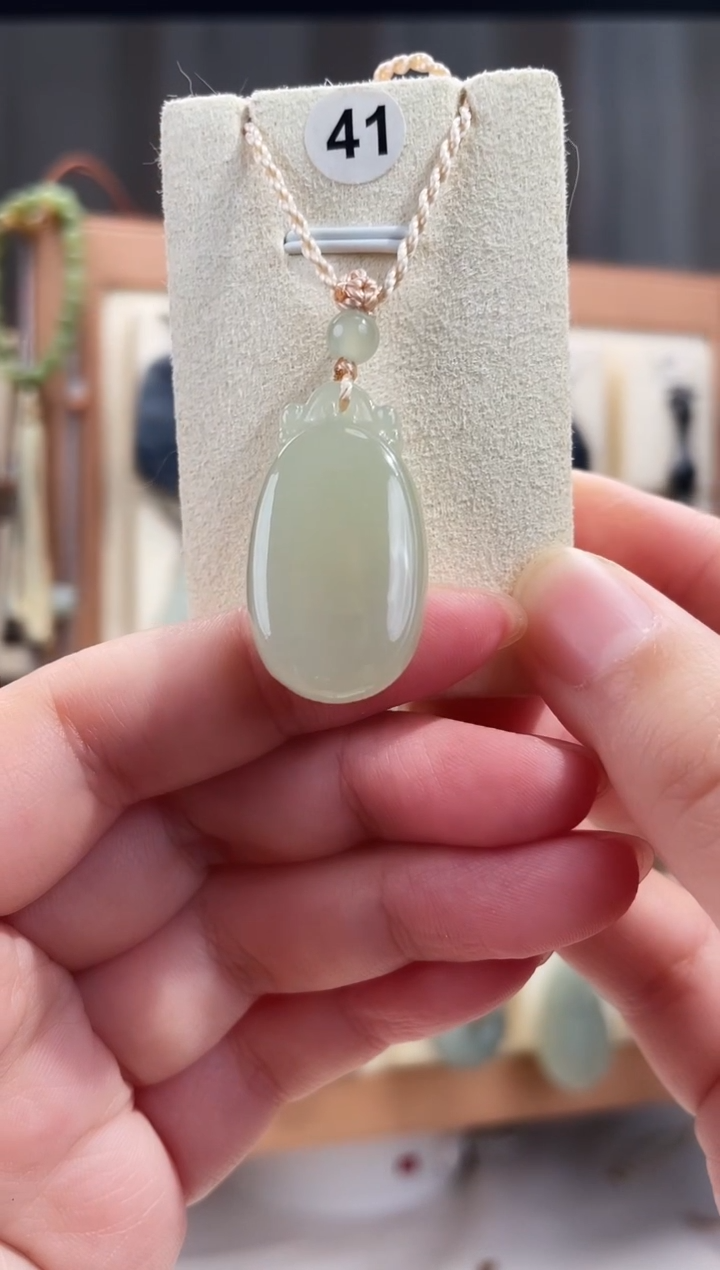颈饰未镶嵌和田玉安***汐青海料晴水色平安牌
