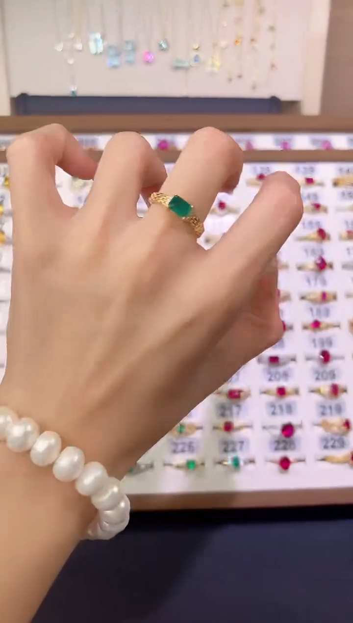 祖母绿戒指银S925镶嵌0000