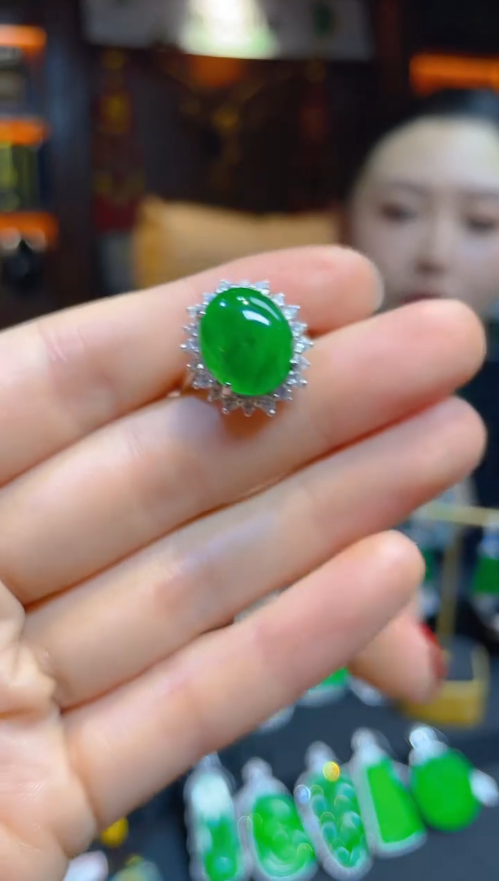 【闪购商品】翡翠颈饰银S925镶嵌118483天然A货翡翠戒指