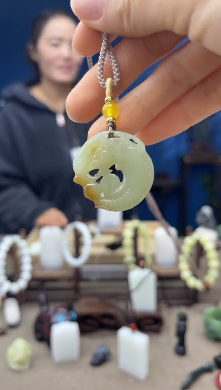 【闪购商品】和田玉颈饰未镶嵌1