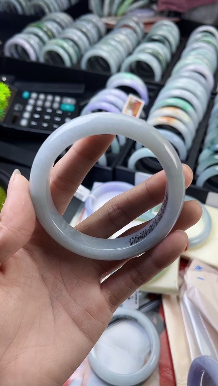 【闪购商品】翡翠手镯未镶嵌翡翠1