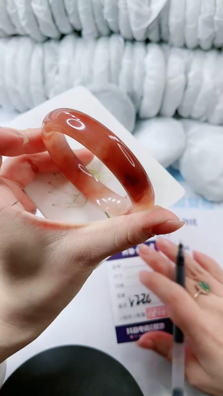 【闪购商品】石英质玉手镯未镶嵌多样性发货V226