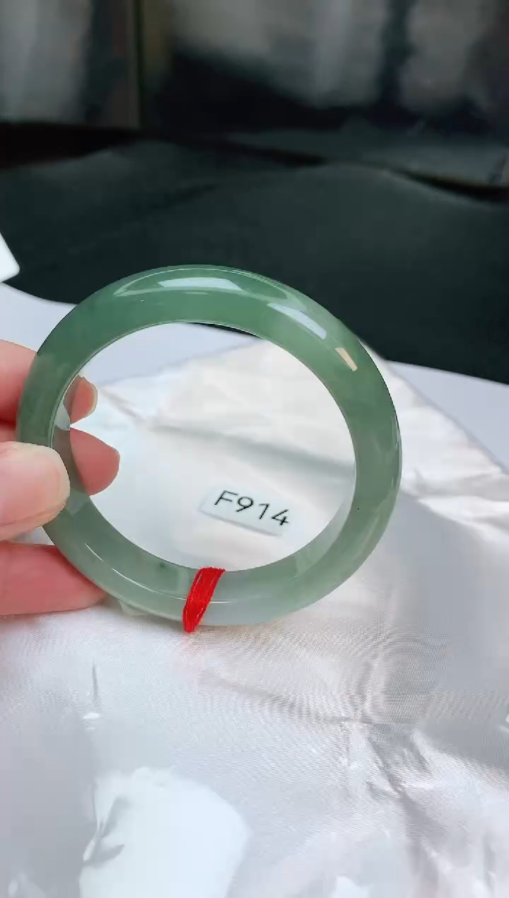 【闪购商品】翡翠手镯未镶嵌缅甸天然A货翡翠手镯