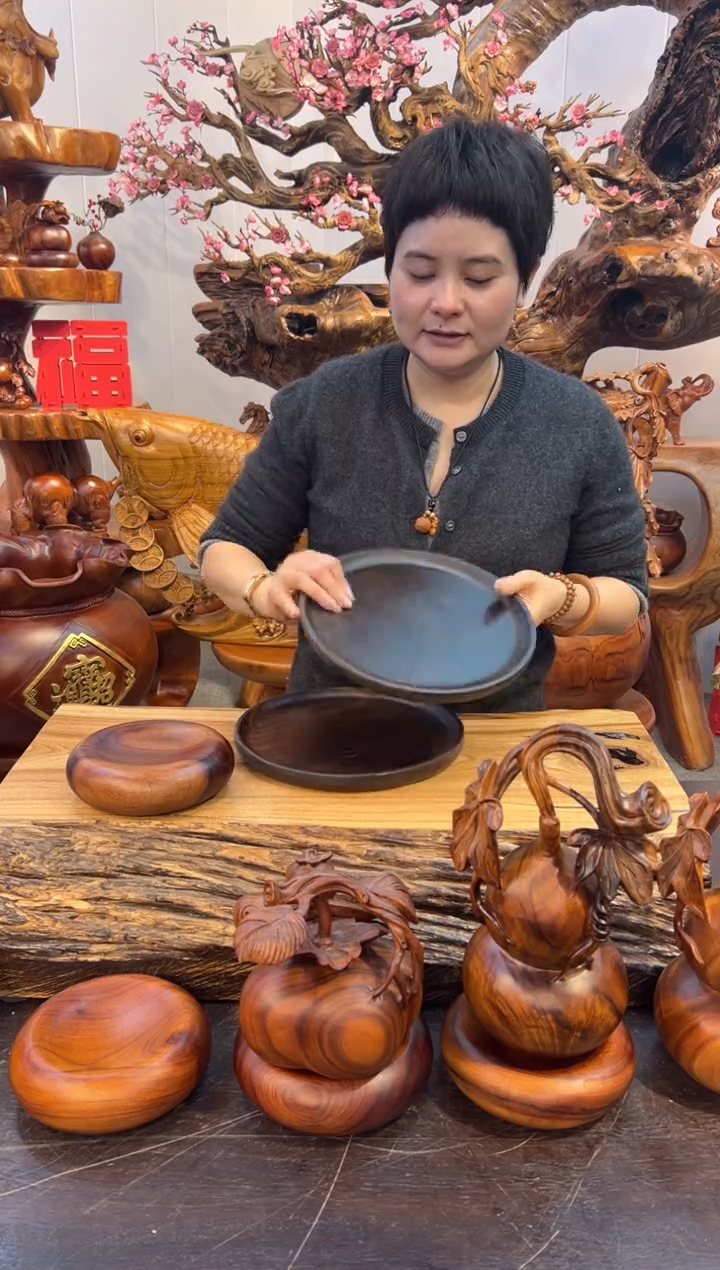 木胡桃木手工大圆盘